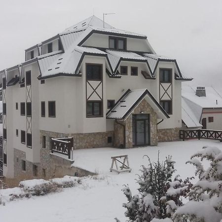 Goma Kop Apartmani Kopaonik Buitenkant foto