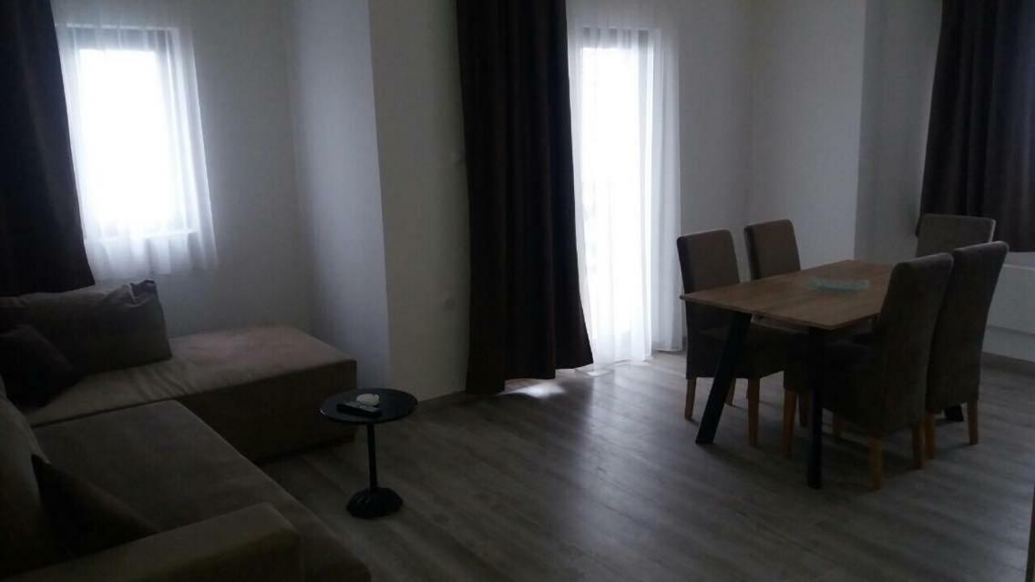 Goma Kop Apartmani Kopaonik Buitenkant foto